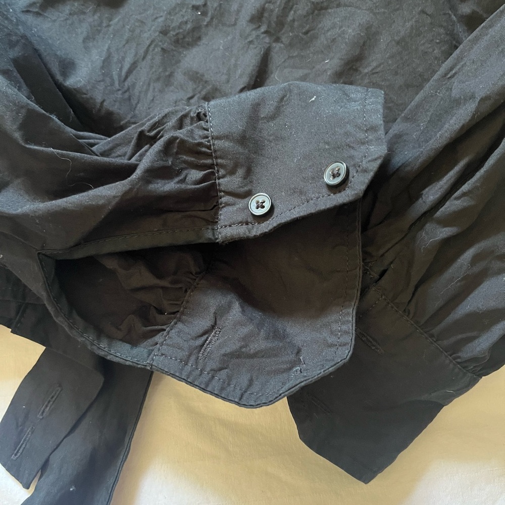Banana Republic black wrap crop top with collar - Picture 9 of 9
